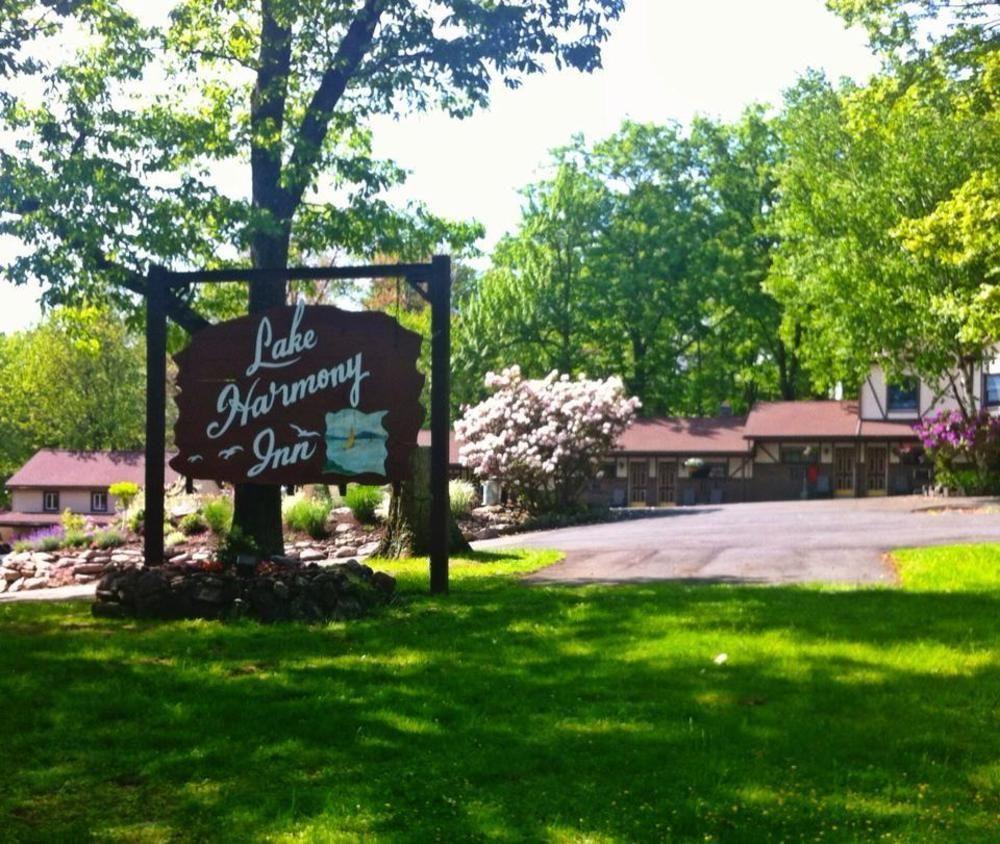Lake Harmony Inn Экстерьер фото