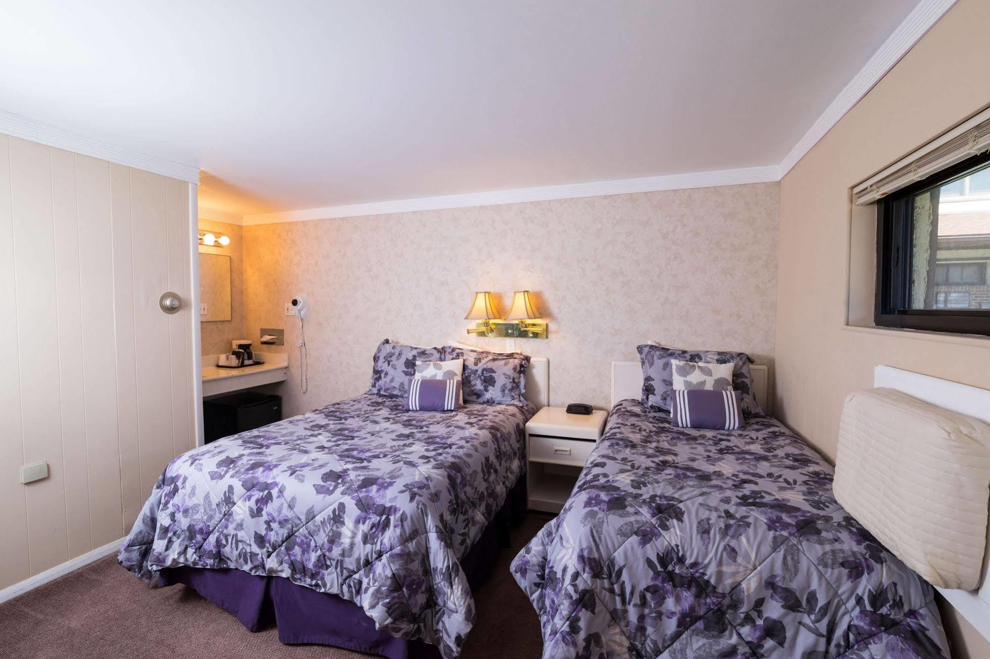 Lake Harmony Inn Экстерьер фото
