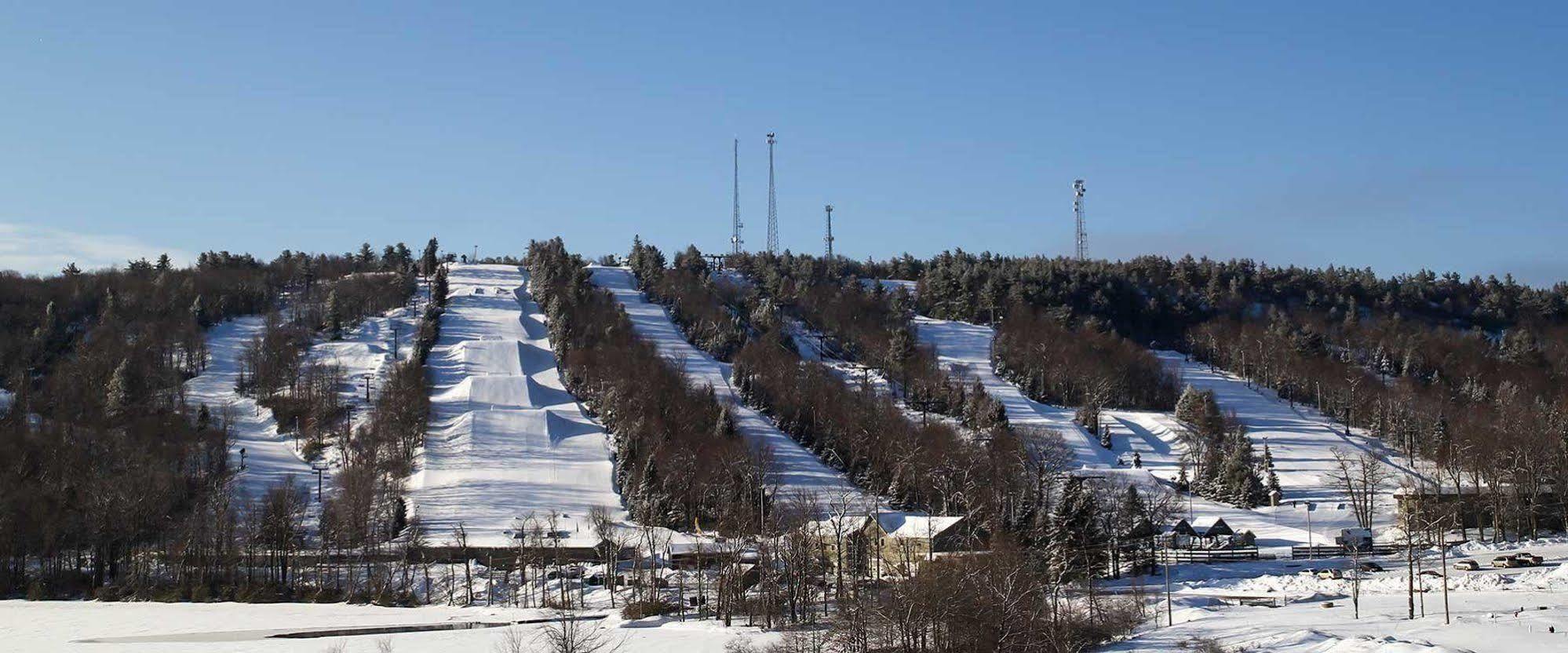 Lake Harmony Inn Экстерьер фото